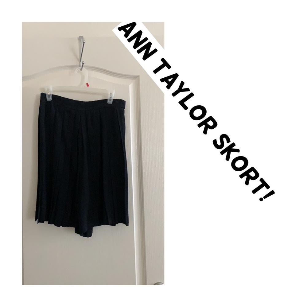 💥Ann Taylor Skort- size 12💥